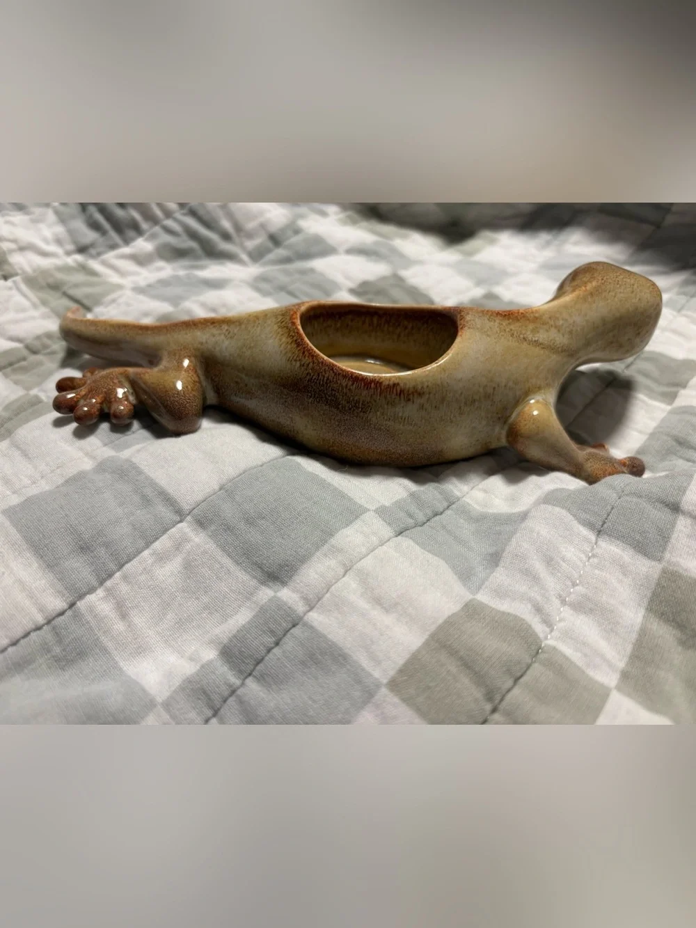 PartyLite Tropical Gecko Tealight Candle Holder Glazed Beige Ceramic 9.5”